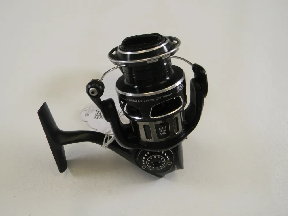 Fashion Revo MGX 30 6.2:1 - Used Spinning Reel - Good Condition Used Spinning Reels