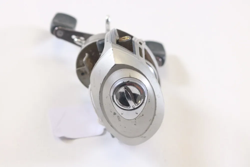 Best Revo STX Gen 1 7.1:1 RH - Used Casting Reel - Good Conditio Used Casting Reels