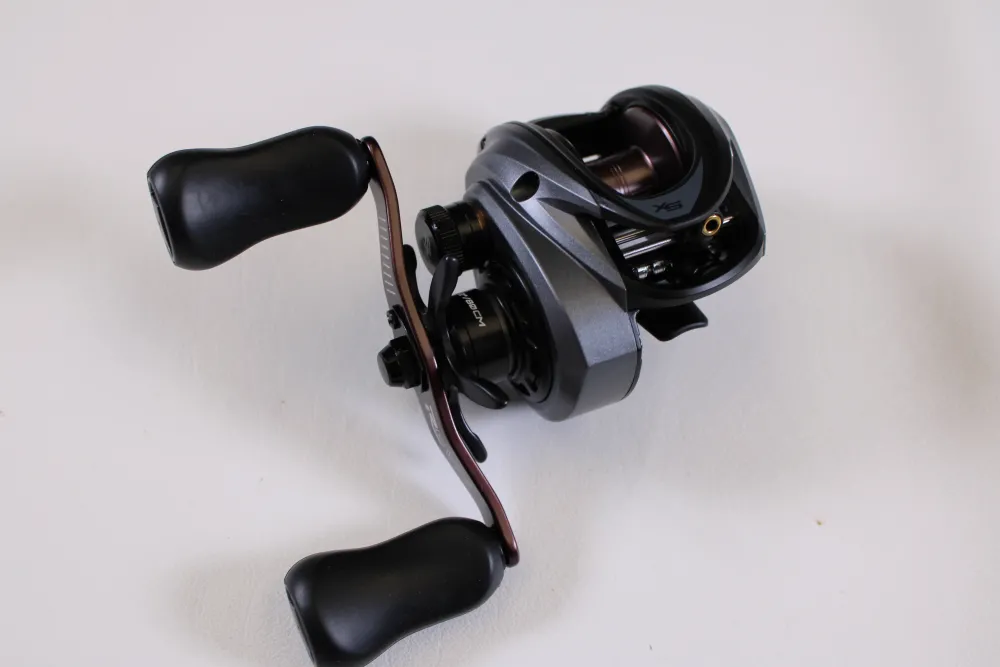Discount Revo SX REVO5SXHSLP 7.3:1 RH - Used Casting Reel - Excellen Used Casting Reels