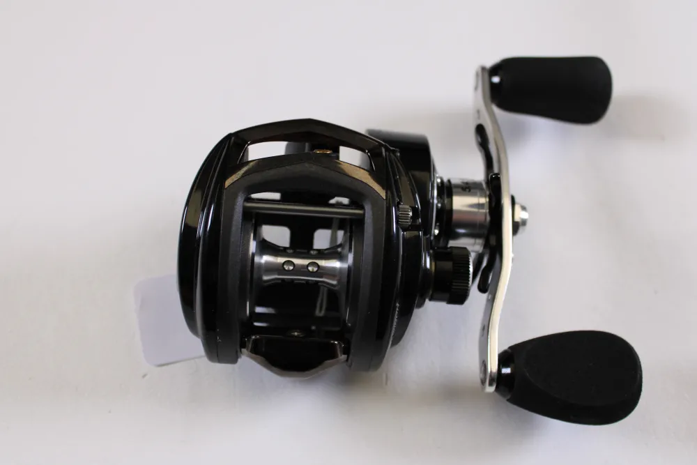 Best Revo Winch Gen 2 5.4:1 RH - Used Casting Reel - Excellent C Used Casting Reels