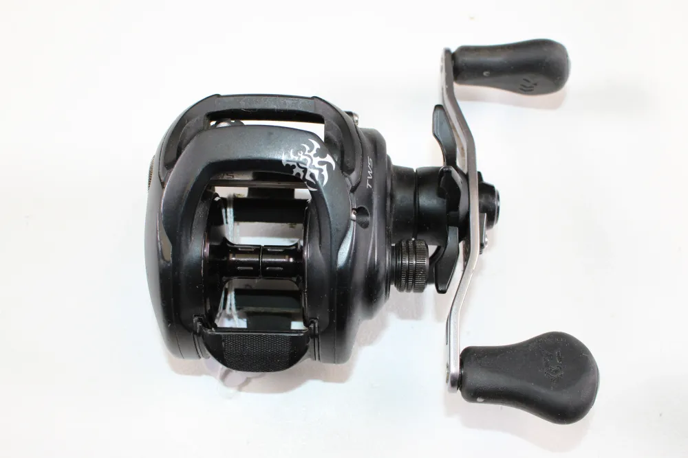 Best Tatula 200 TAT200HS 7.3:1 RH - Used Casting Reel - Good Conditio Used Casting Reels