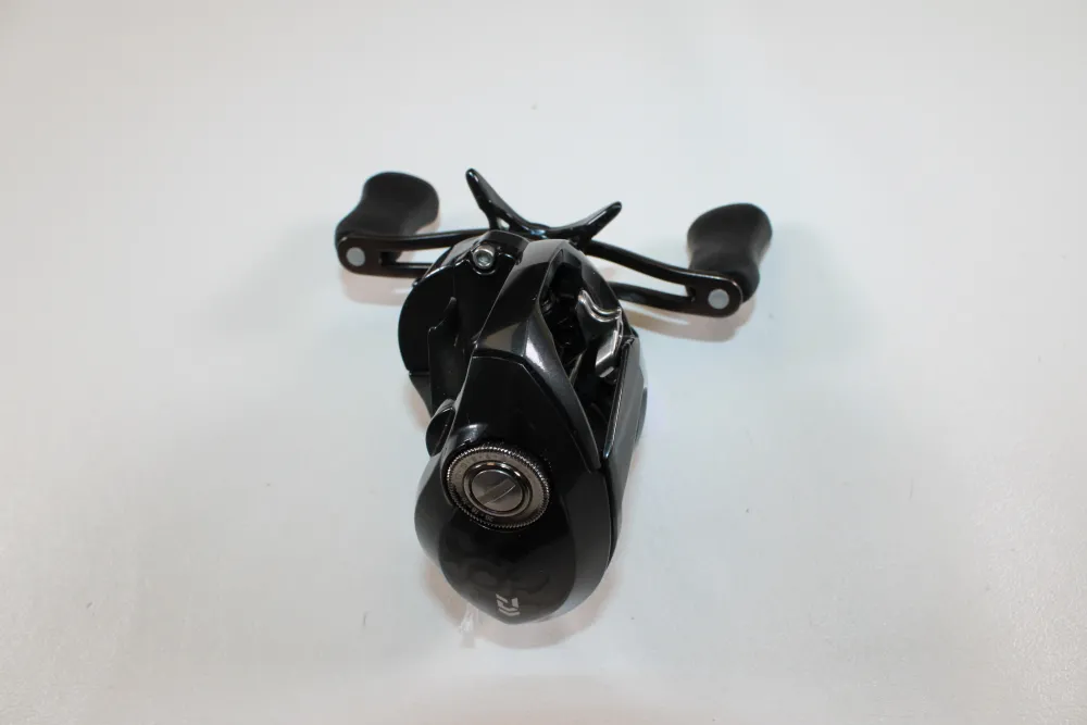 Outlet Tatula SV 70 TTUSV70XH Used Casting Reel - Excellent Condition Used Casting Reels