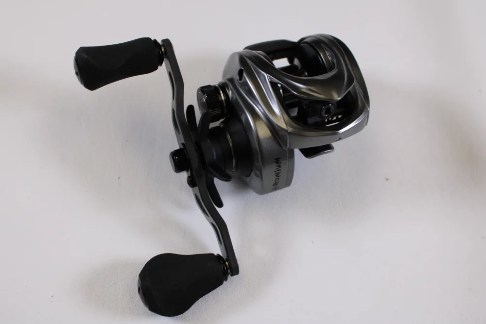 Best Chromium 7.3:1 RH - Used Casting Reel - Excellent Condition Used Casting Reels