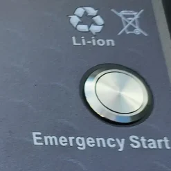 New Cranking Battery 12V 105AH with Emergency Start Marine Batteries And Chargers
