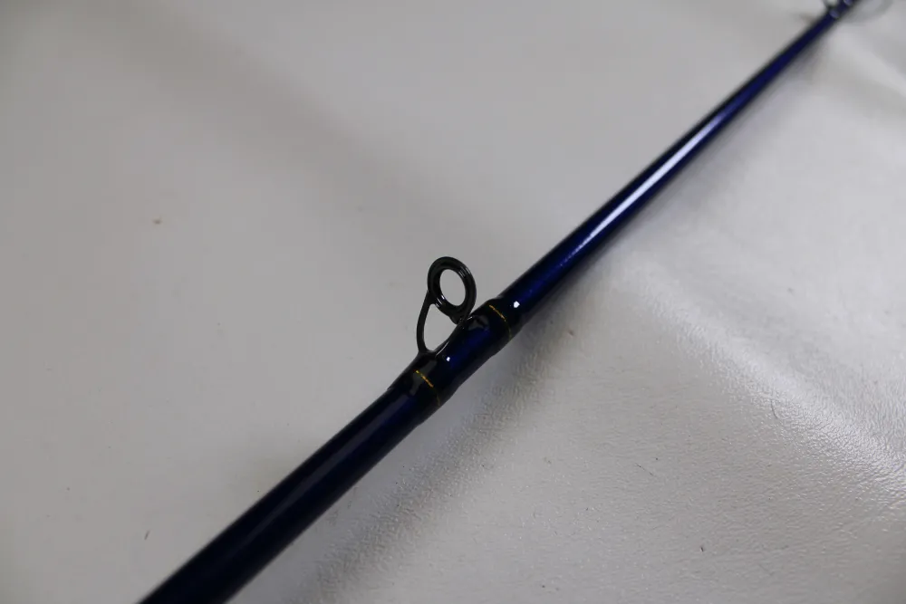 Outlet Legend Tournament Bass LBTC72MHMF Finesse Carbon Cranker 7'2 Used Casting Rods