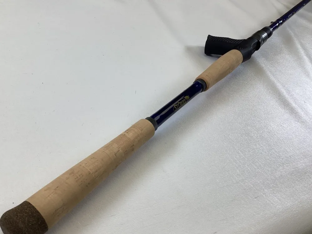 Sale Legend Tournament Musky Casting Rod Split Cork 8'3" Heavy Li Used Casting Rods